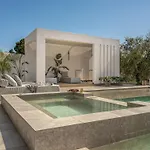 The White Luxury - Private Seaview With Pool By Mana Gers Вилла *