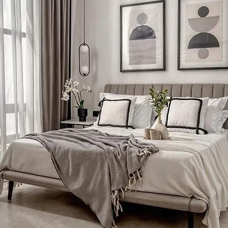 The White Luxury - Private Seaview With Pool By Mana Gers Willa