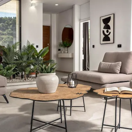 The White Luxury - Private Seaview With Pool By Mana Gers