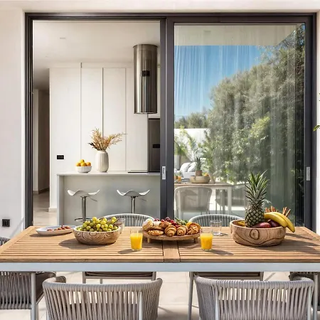 The White Luxury - Private Seaview With Pool By Mana Gers *