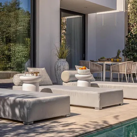 The White Luxury - Private Seaview With Pool By Mana Gers * Vasilikí