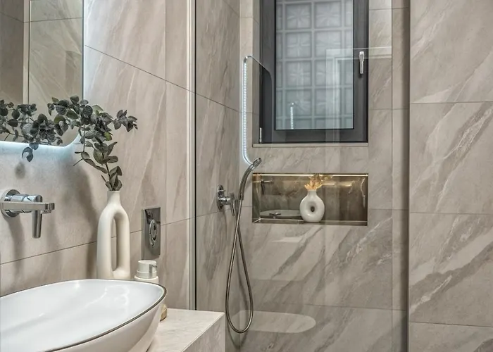 The White Luxury - Private Seaview With Pool By Mana Gers Vila