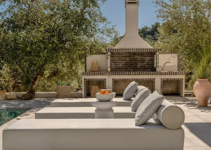 The White Luxury - Private Seaview With Pool By Mana Gers * Vasilikí