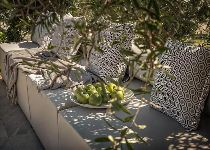 The White Luxury - Private Seaview With Pool By Mana Gers Villa