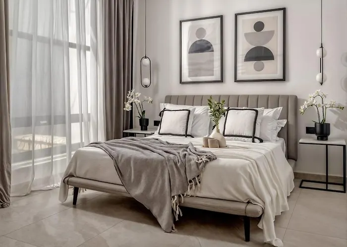 The White Luxury - Private Seaview With Pool By Mana Gers