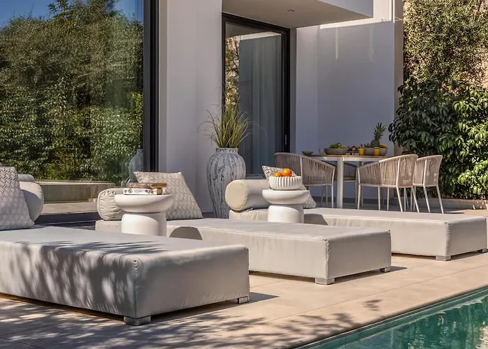The White Luxury - Private Seaview With Pool By Mana Gers * Vasilikí
